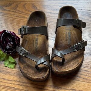 Birkenstock brown Leather Sandals with Buckle Straps women’s size 39